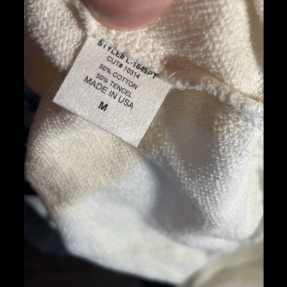 Lanston Halter Open Shoulders and Back Pullover Top/Sweatshirt Cream Size M - Picture 15 of 16